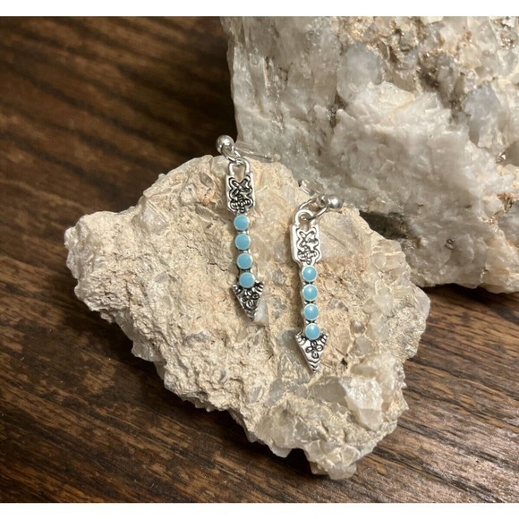 Silver Tone and Turquoise Dangle‎ Earrings, Western Motif, Arrow, Western NEW - Picture 2 of 3